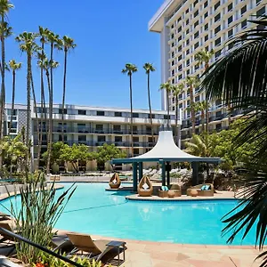 Otel Angeles Airport Marriott, Los Angeles